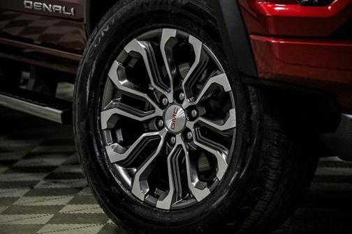 2023 GMC Canyon Denali