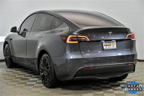 2024 Tesla Model Y Long Range Dual Motor All-Wheel Drive