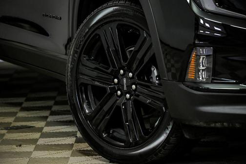 2026 GMC Acadia Elevation AWD