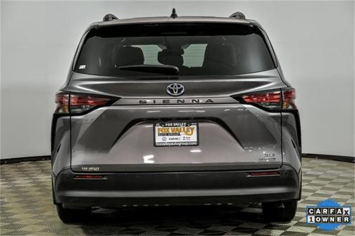 2021 Toyota Sienna XLE 8 Passenger
