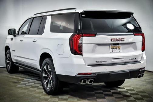 2025 GMC Yukon XL 4WD AT4