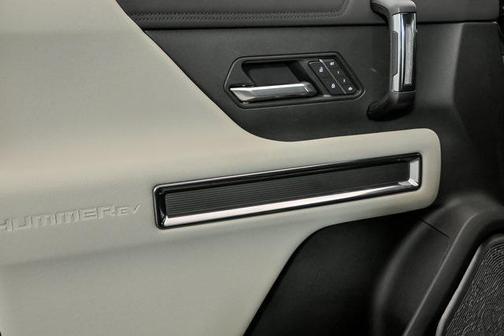 2026 GMC HUMMER EV SUV 2X