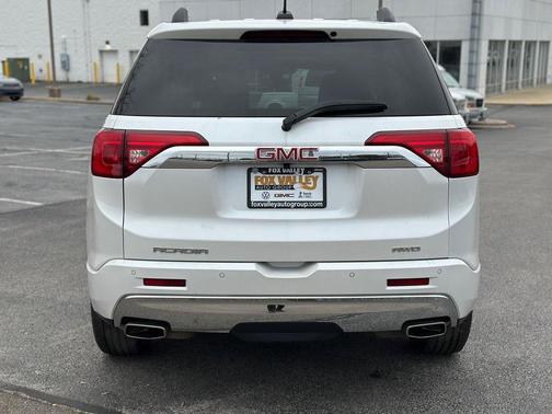 2018 GMC Acadia Denali