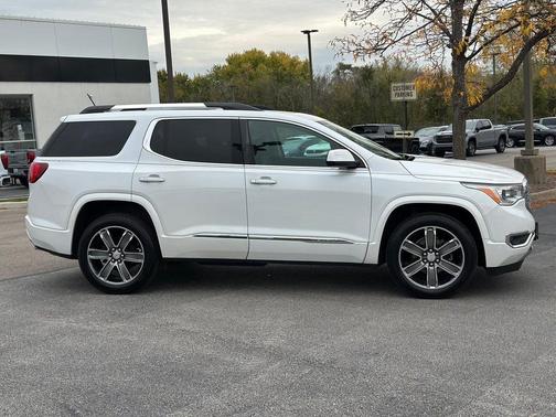2018 GMC Acadia Denali