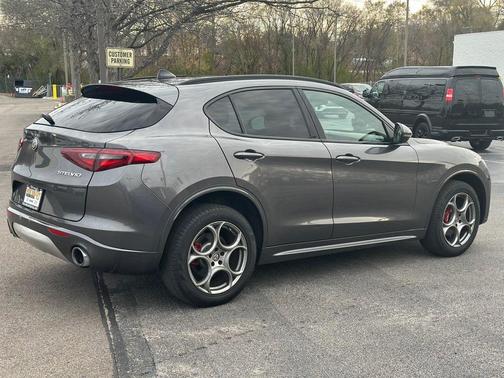 2020 Alfa Romeo Stelvio Sport