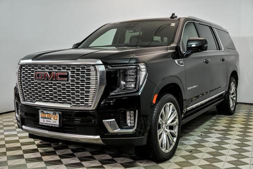 Onyx Black 2023 GMC Yukon XL Denali