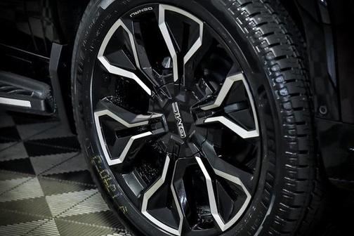 2025 GMC Sierra EV Max Range Denali