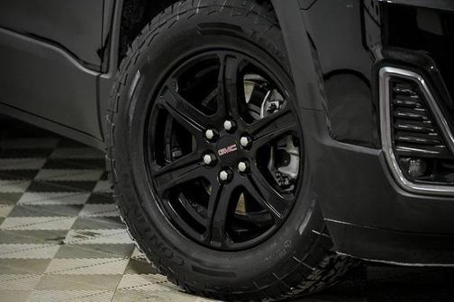 2023 GMC Acadia AWD AT4