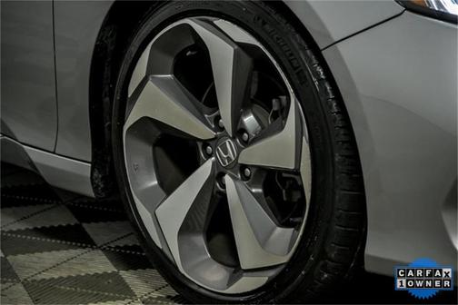 2019 Honda Accord Touring 2.0T