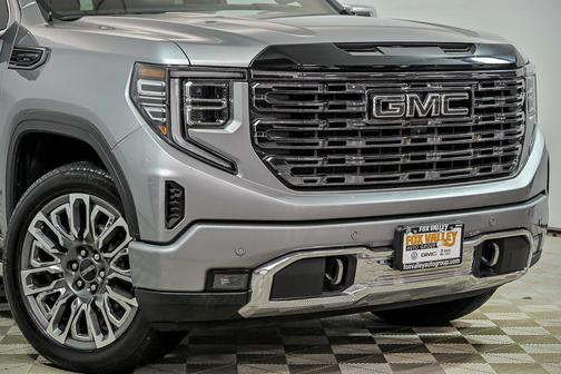 Sterling Metallic 2025 GMC Sierra 1500 Denali Ultimate