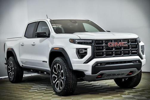 2025 GMC Canyon Base
