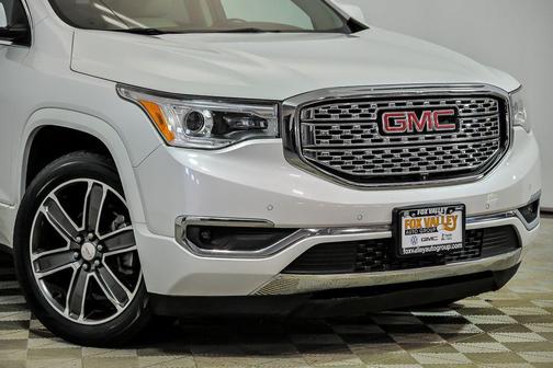 White Frost Tricoat 2018 GMC Acadia Denali
