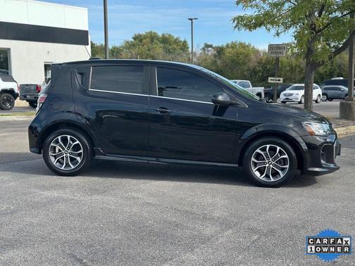 2017 Chevrolet Sonic LT