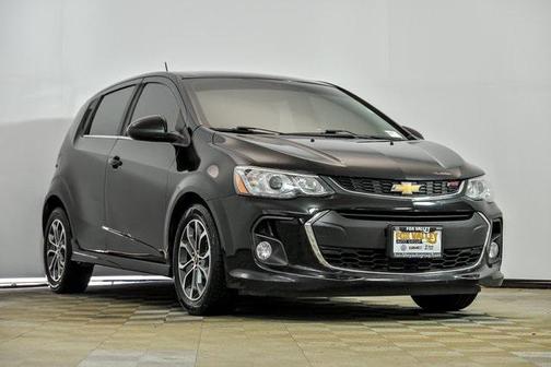 2017 Chevrolet Sonic LT
