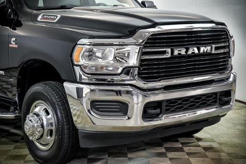 2021 RAM 3500 Big Horn Crew Cab 4x4 8' Box