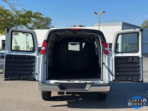 2023 Chevrolet Express 2500 RWD 2500 Regular Wheelbase WT