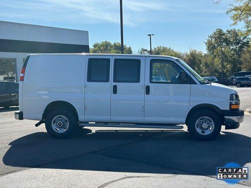 2023 Chevrolet Express 2500 RWD 2500 Regular Wheelbase WT