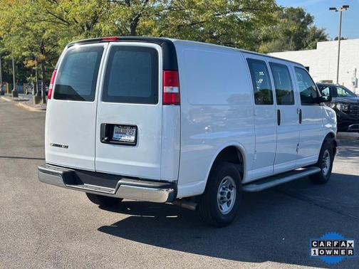 2023 Chevrolet Express 2500 RWD 2500 Regular Wheelbase WT