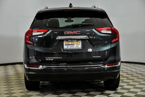 Hunter Metallic 2022 GMC Terrain Denali