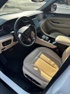 2023 Jeep Grand Cherokee Limited X