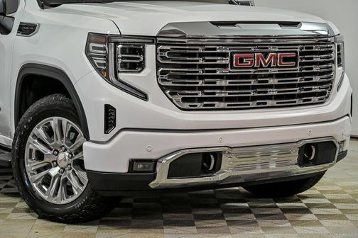 Summit White 2024 GMC Sierra 1500 Denali