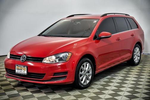 2015 Volkswagen Golf SportWagen TDI S 4-Door