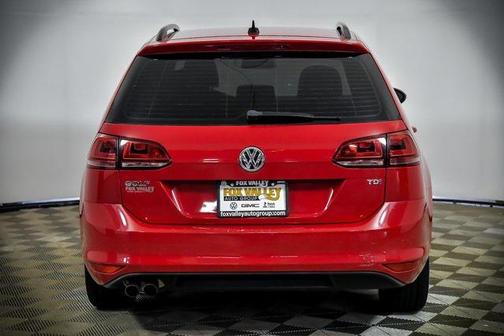 2015 Volkswagen Golf SportWagen TDI S 4-Door