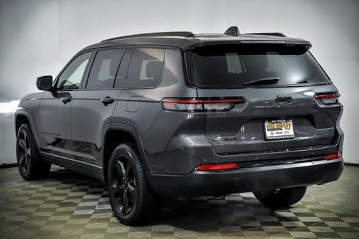 2022 Jeep Grand Cherokee L Altitude