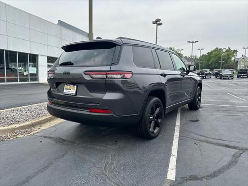 2022 Jeep Grand Cherokee L Altitude