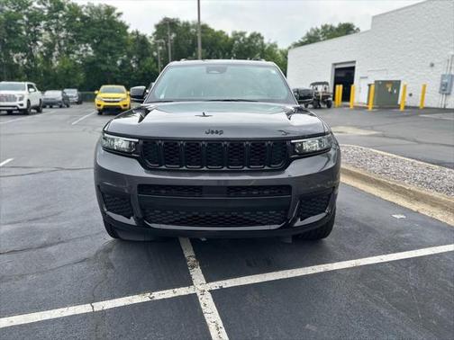 2022 Jeep Grand Cherokee L Altitude