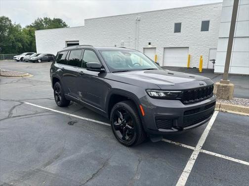 2022 Jeep Grand Cherokee L Altitude