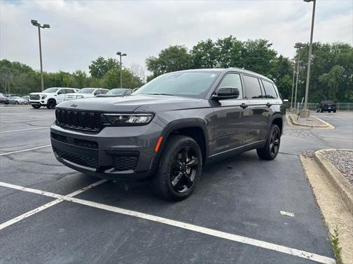 2022 Jeep Grand Cherokee L Altitude