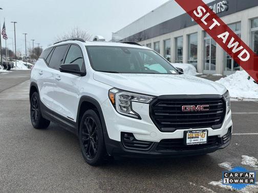 2022 GMC Terrain SLT