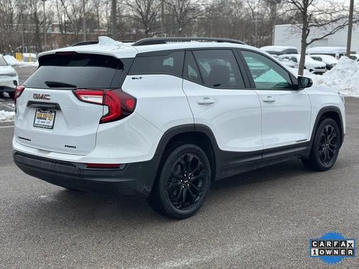 2022 GMC Terrain SLT