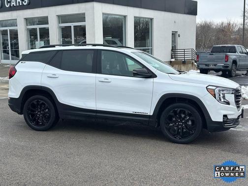 2022 GMC Terrain SLT