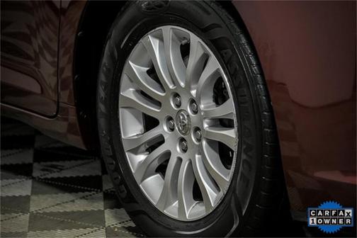 2015 Toyota Sienna XLE