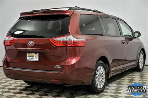 2015 Toyota Sienna XLE