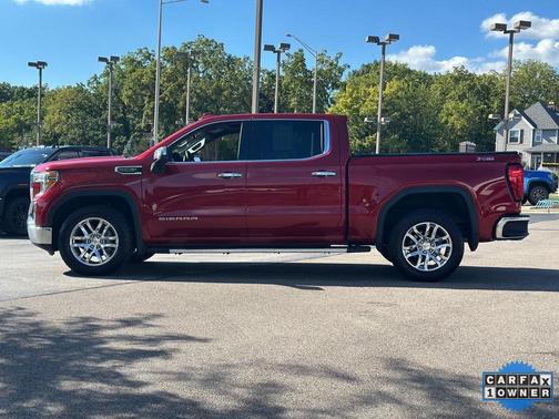 2022 GMC Sierra 1500 SLT
