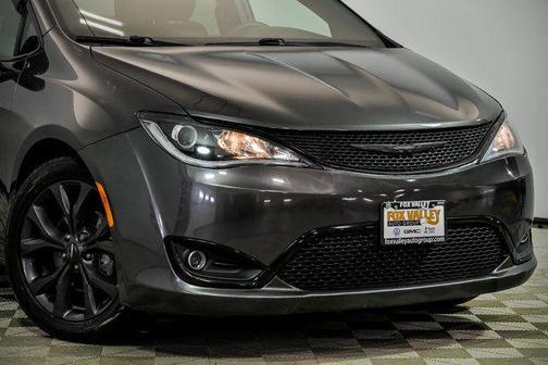 2018 Chrysler Pacifica Touring-L Plus