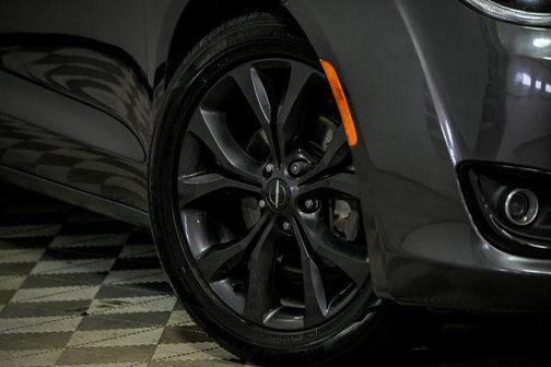 2018 Chrysler Pacifica Touring-L Plus