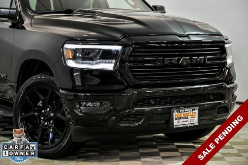 Diamond Black Crystal Pearlcoat 2024 RAM 1500 Laramie