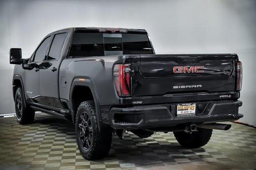 2024 GMC Sierra 2500 AT4