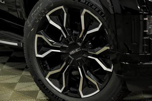 2025 GMC Sierra EV Extended Range Denali