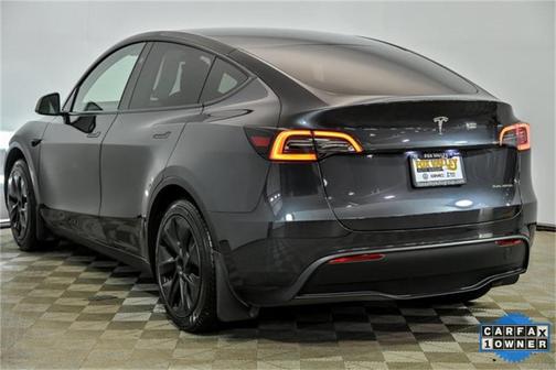 2024 Tesla Model Y Long Range Dual Motor All-Wheel Drive