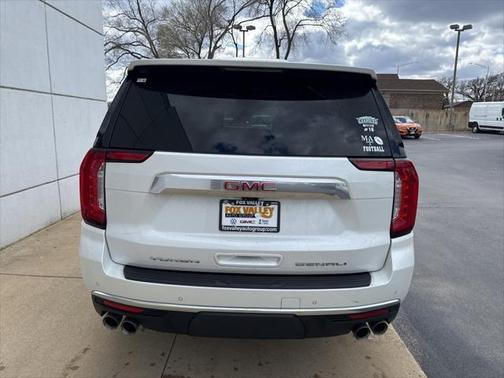 2023 GMC Yukon XL Denali
