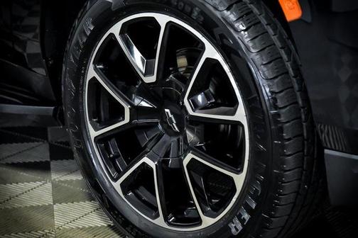 2022 Chevrolet Tahoe 4WD RST