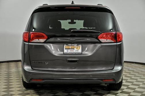 2018 Chrysler Pacifica Touring-L Plus