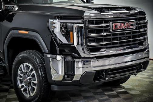 2025 GMC Sierra 2500 SLT