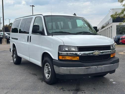 2018 Chevrolet Express 3500 LT