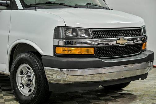 2018 Chevrolet Express 3500 LT